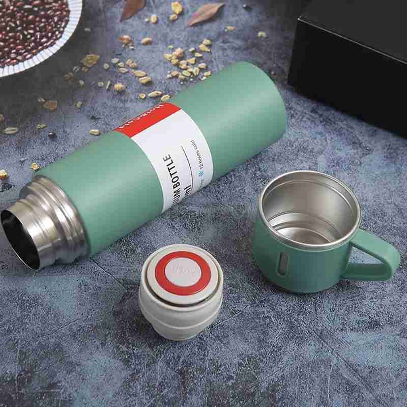 Kit Garrafa Térmica Inox 500ml Com 3 Xícaras Camping Viagem Café – Cores Sortidas - Imagem 7
