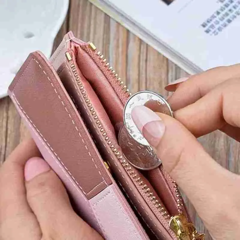 Carteira Feminina Geométrica Com Pingente - Imagem 4