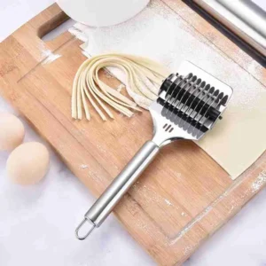 Cortador de Massa Macarrão e Temperos Manual em Aço Inoxidável