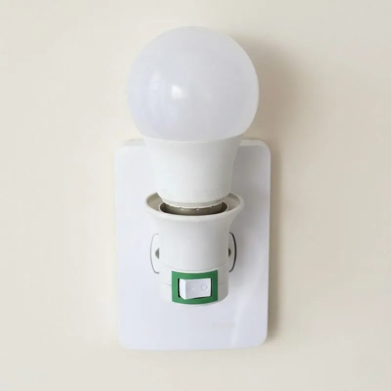 Soquete Tomada Bocal para Lampada E27 Liga – Desliga – Branco – Bivolt 110V 220V