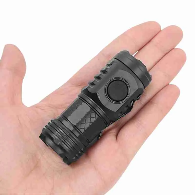 Mini Lanterna Pequena Portatil LED Recarregável - Imagem 2