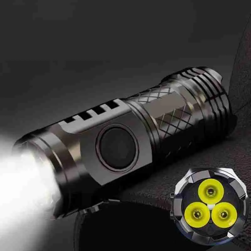 Mini Lanterna Pequena Portatil LED Recarregável - Imagem 4