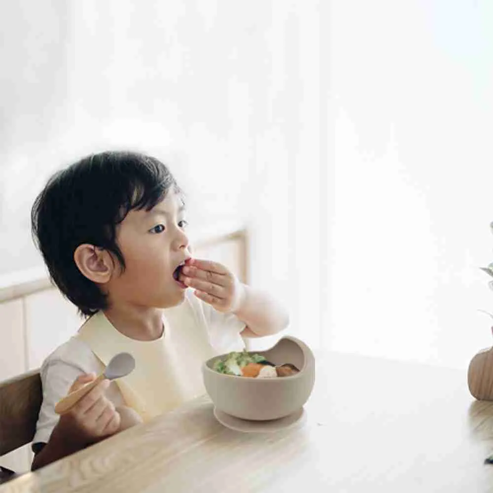 Pratinho de Silicone Infantil com Ventosa e Colher Treinamento Bebê - Imagem 5